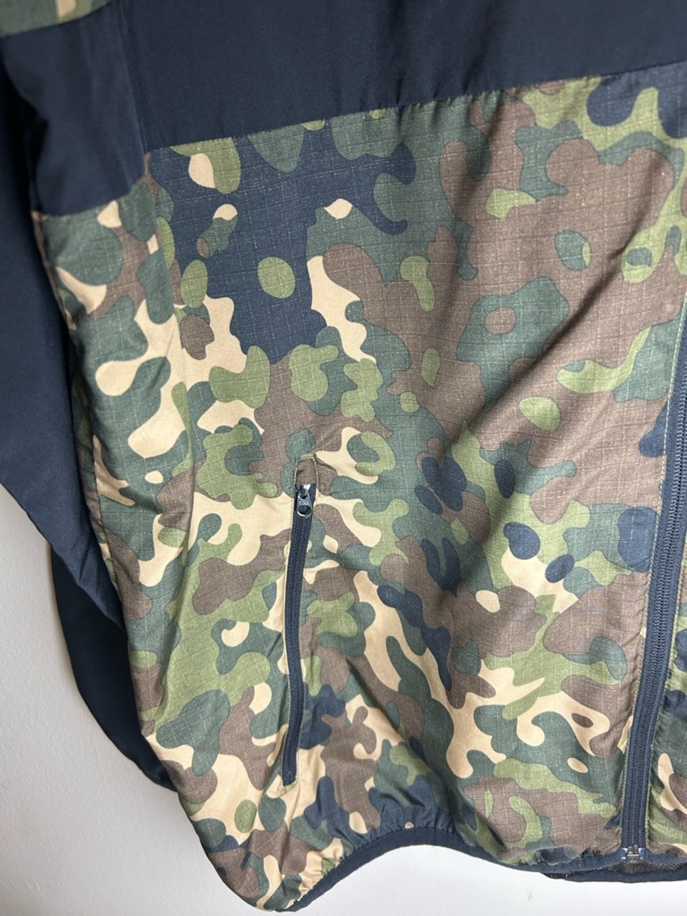 adidas Men's Camo Hooded Windbreaker Jacket - Green/Black/Tan - Picture 3 of 8
